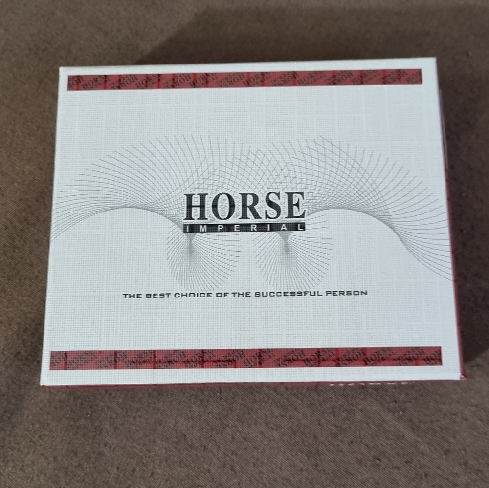 Horse Imperial Zippered Leather Mens Wallet Brown Color Brand New.